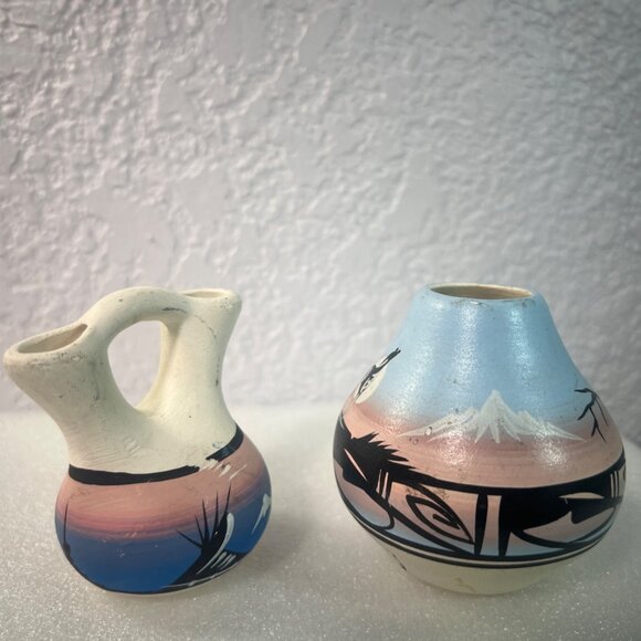 Native American Navajo Pottery Set Of 2 Vases Western Designs by Hathale & Dine - Picture 3 of 6